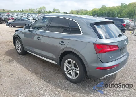2019 Audi Q5 Premium z USA, uszkodzony, nr VIN WA1ANAFY0K2123808